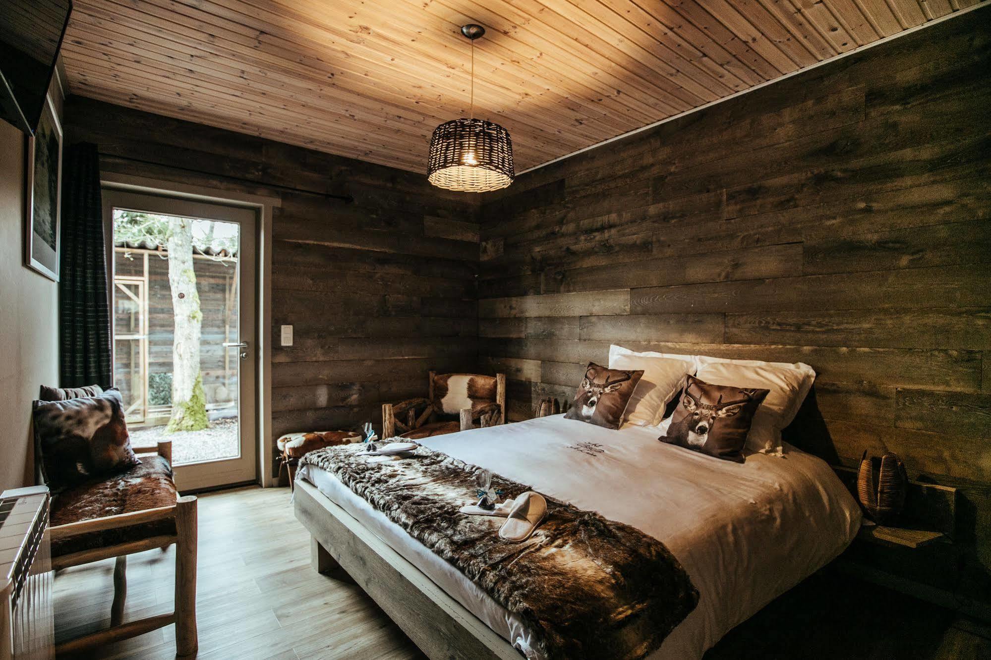 دربي B&B A L'Aise المظهر الخارجي الصورة