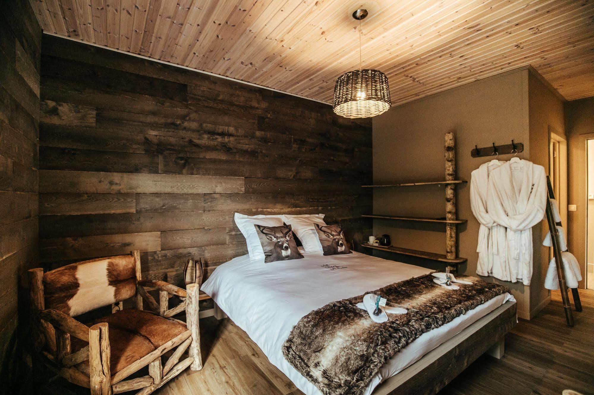 دربي B&B A L'Aise المظهر الخارجي الصورة
